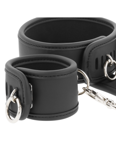 FETISH SUBMISSIVE - COLLAR Y ESPOSAS CUERO VEGANO CON FORRO DE NOPRENO